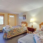 Lakefront Long Pond Retreat With Kayaks, Near Skiing