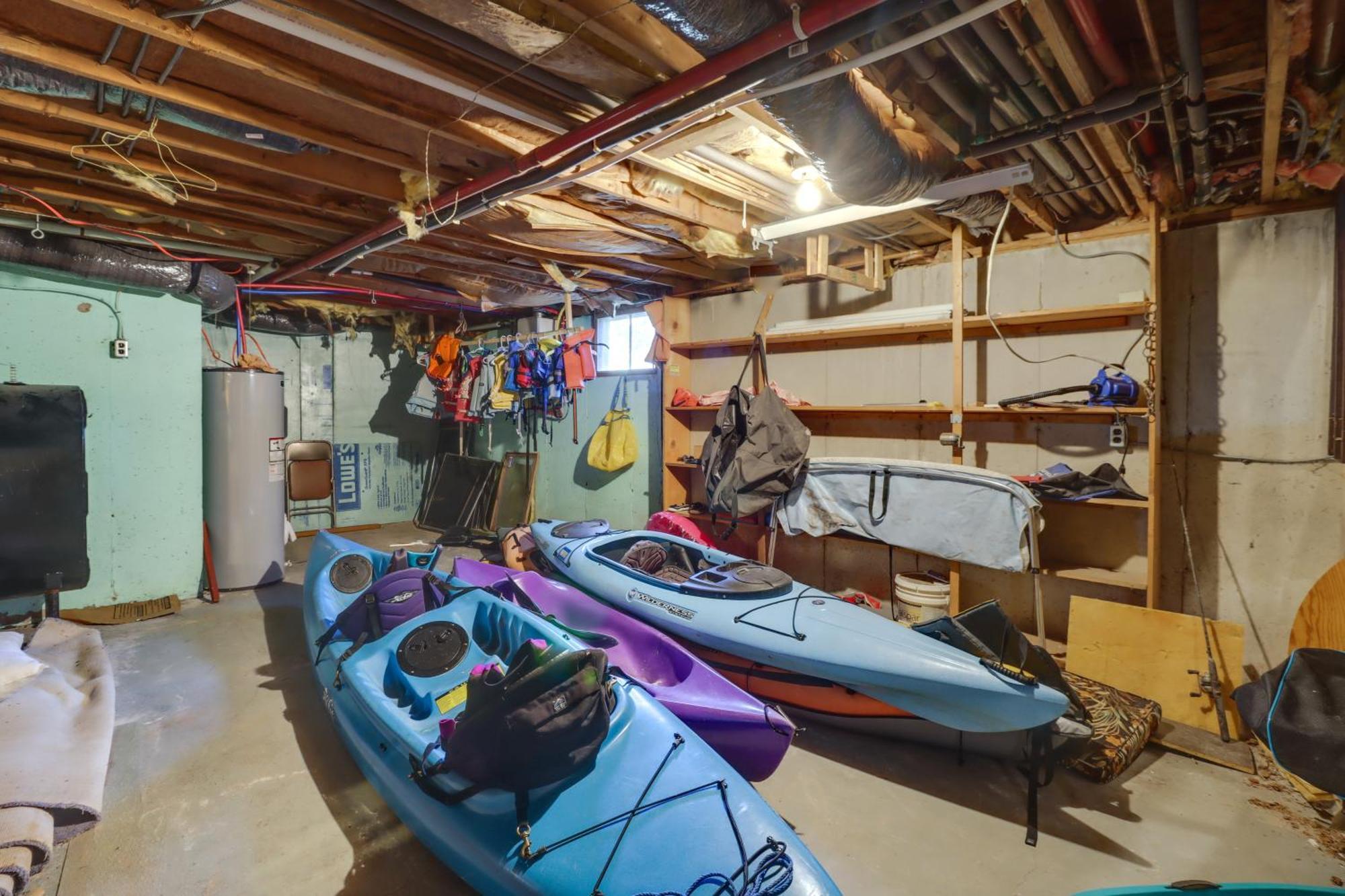 Ferienhaus Lakefront Retreat With Kayaks, Near Skiing