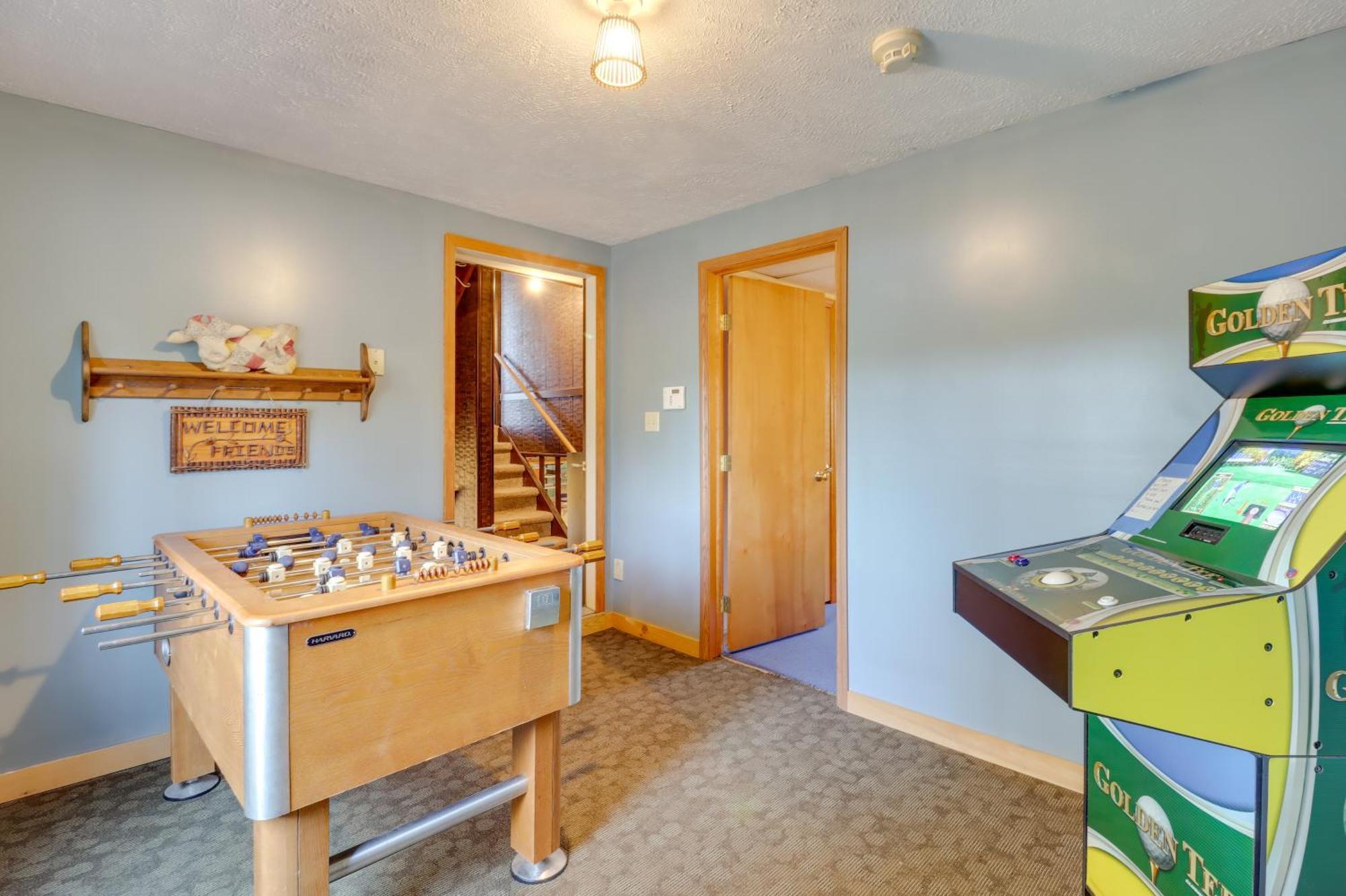 Lakefront Retreat With Kayaks, Near Skiing