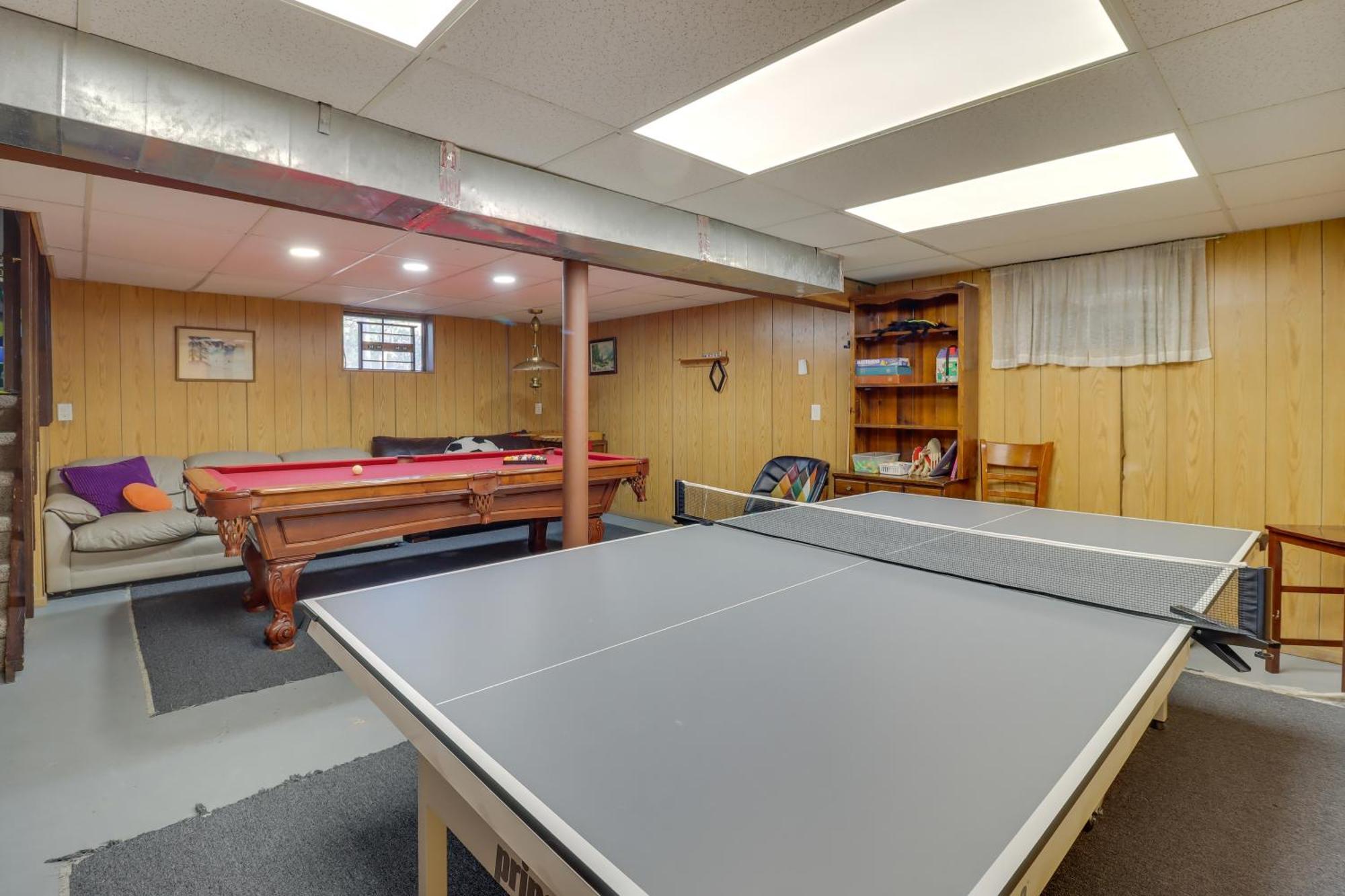 Lakefront Retreat With Kayaks, Near Skiing * Long Pond